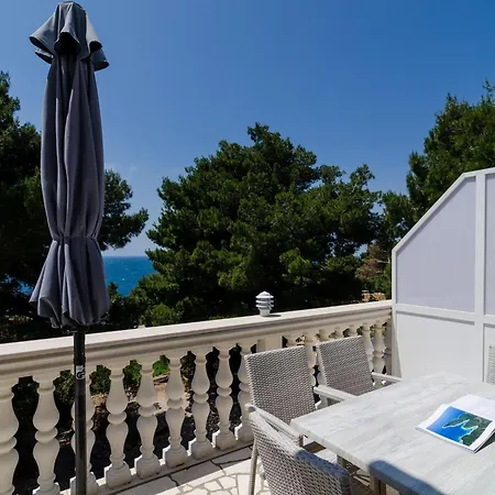 Dinga -borak - Comfort Two Bedroom With Balcony No 6